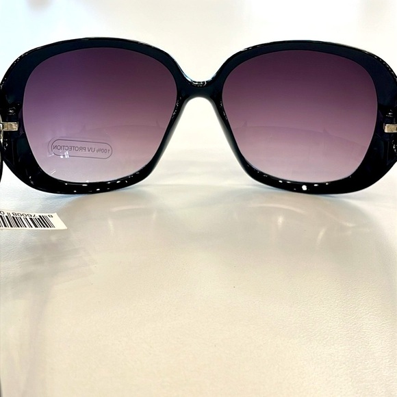 Brand New Round Oversized Black Sunglasses Purple Ombre Fade Lens Celtic Knot - Picture 10 of 15